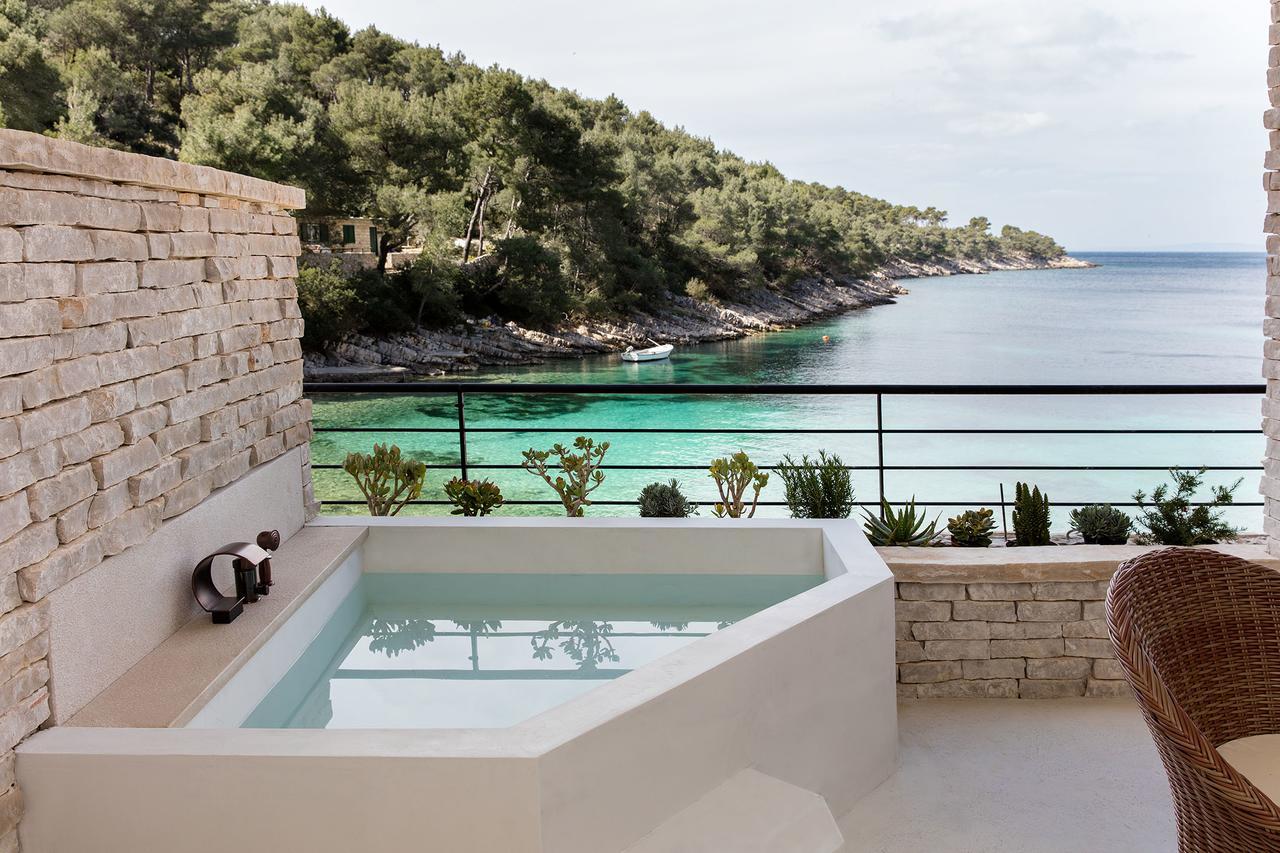 ホテルLittle Green Bay Hvar Island エクステリア 写真